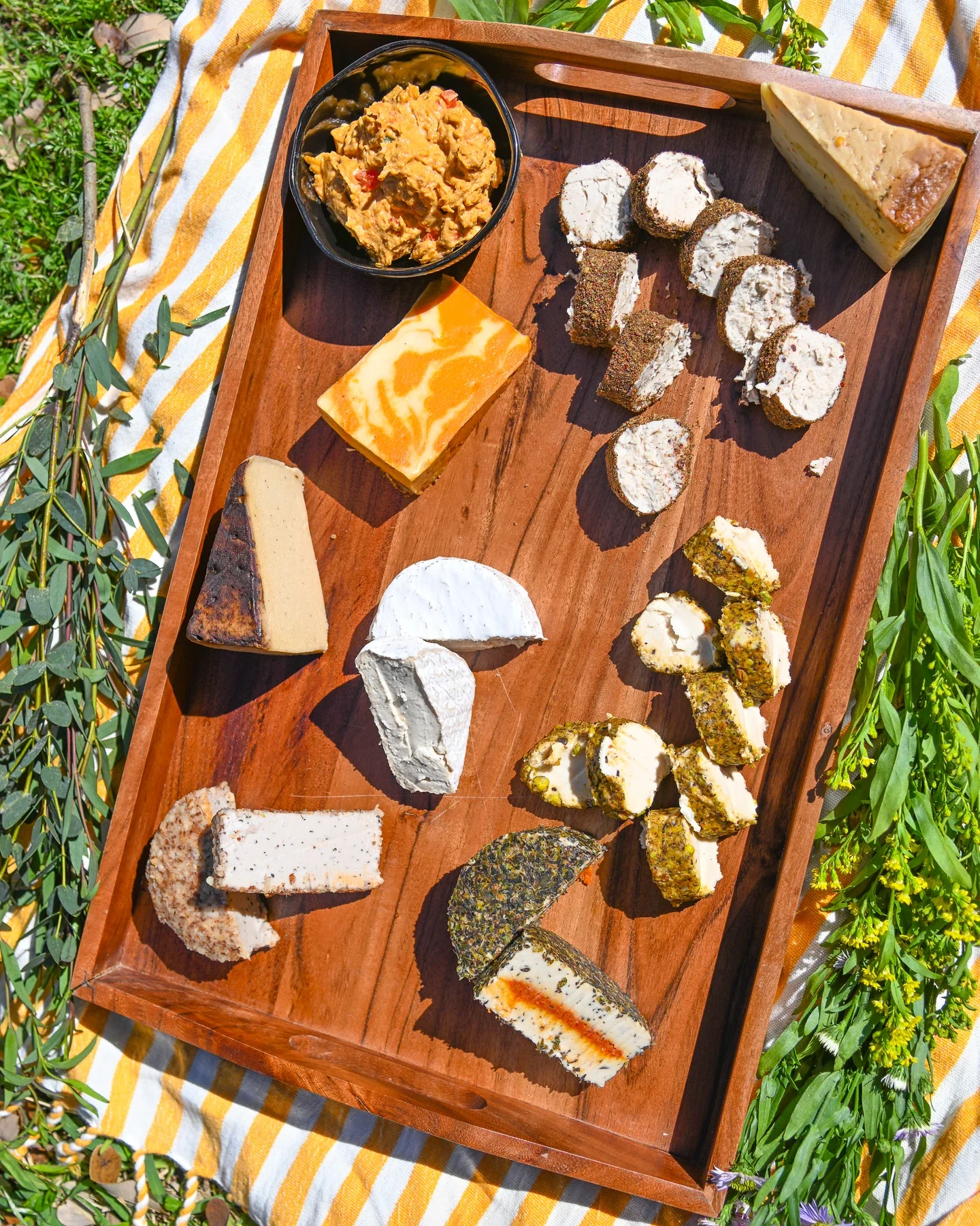 Spring Picnic Box - Image 4